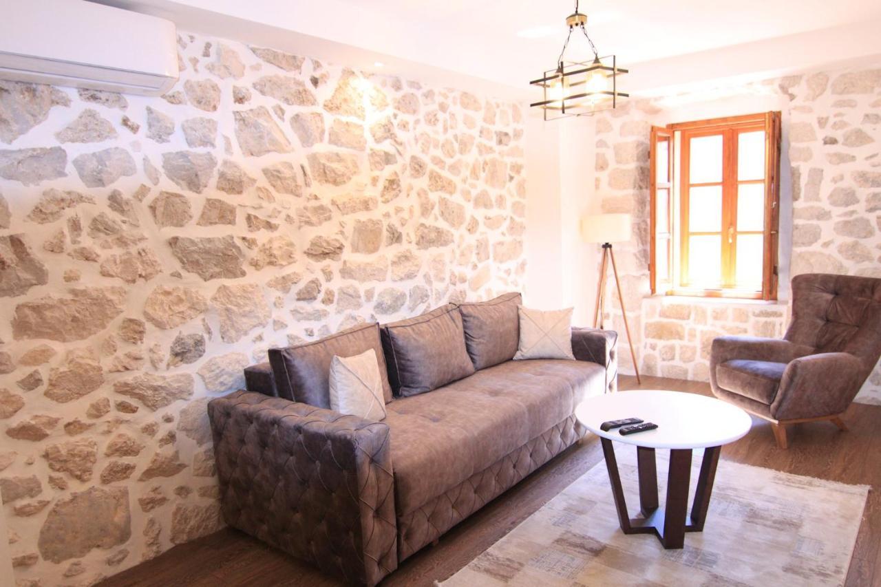Apartmani Fantasia Цетине Екстериор снимка