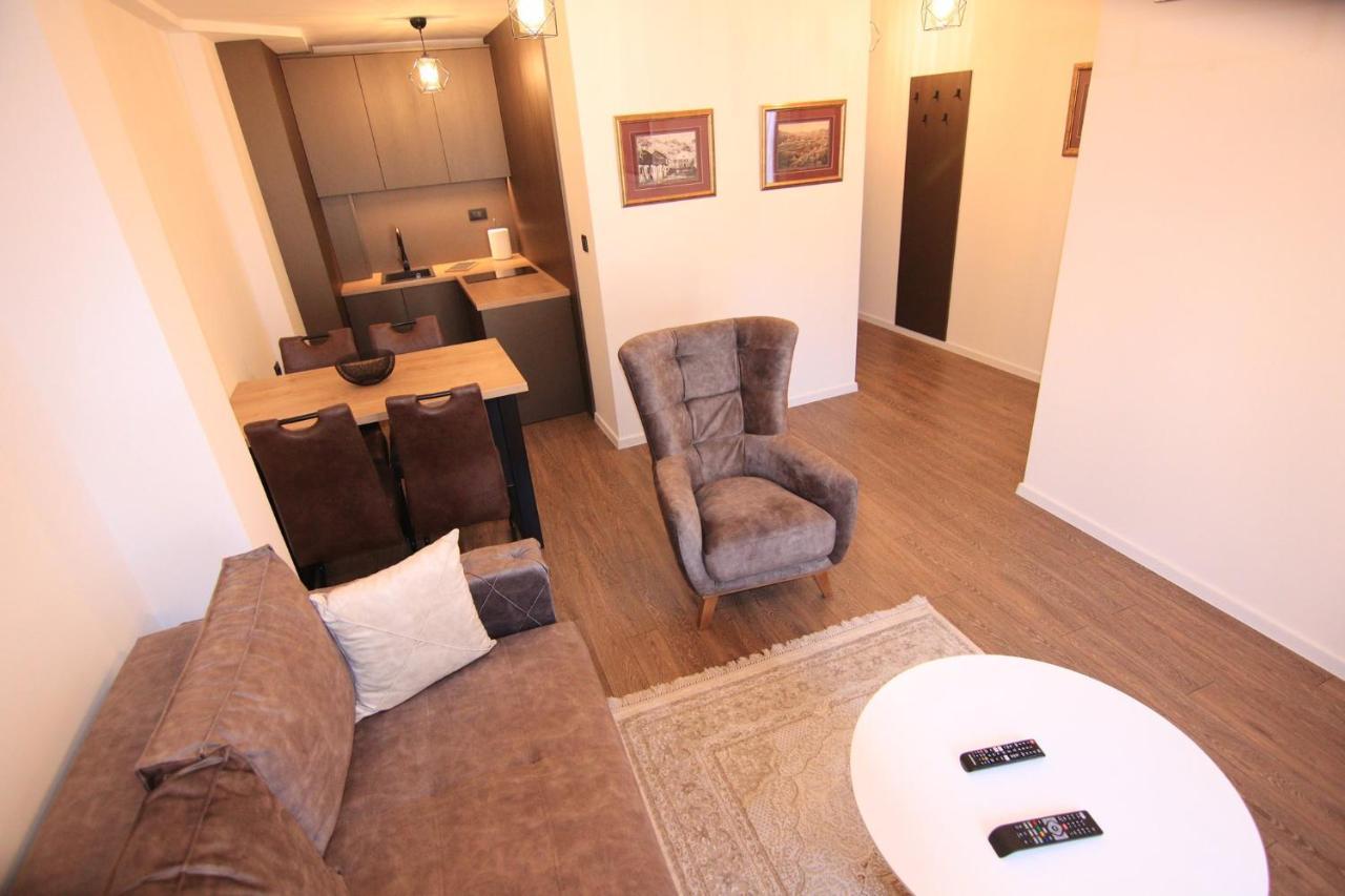 Apartmani Fantasia Цетине Екстериор снимка