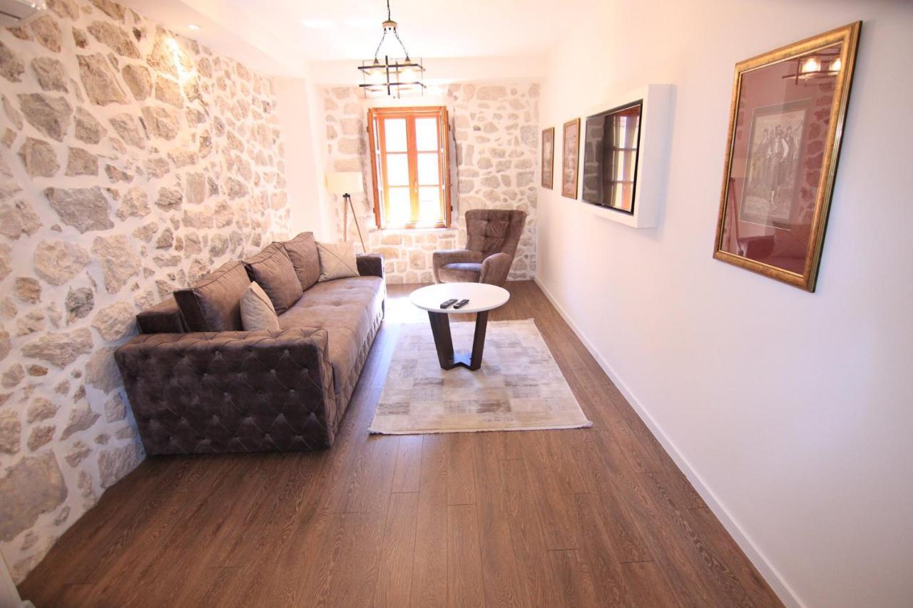 Apartmani Fantasia Цетине Екстериор снимка