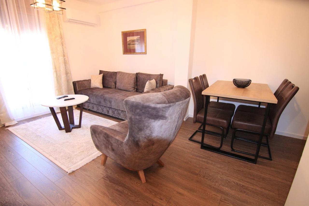 Apartmani Fantasia Цетине Екстериор снимка
