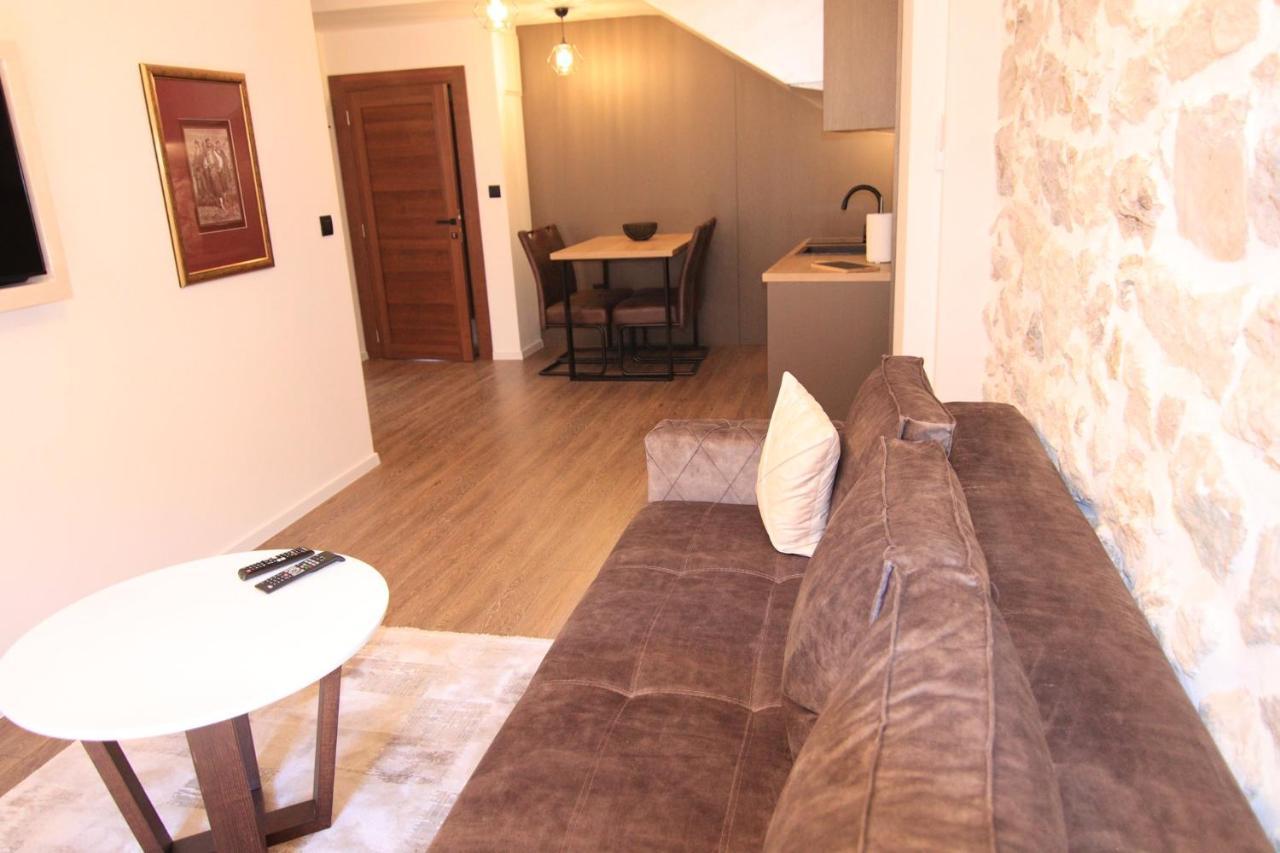 Apartmani Fantasia Цетине Екстериор снимка