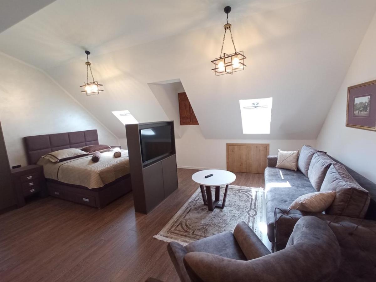 Apartmani Fantasia Цетине Екстериор снимка